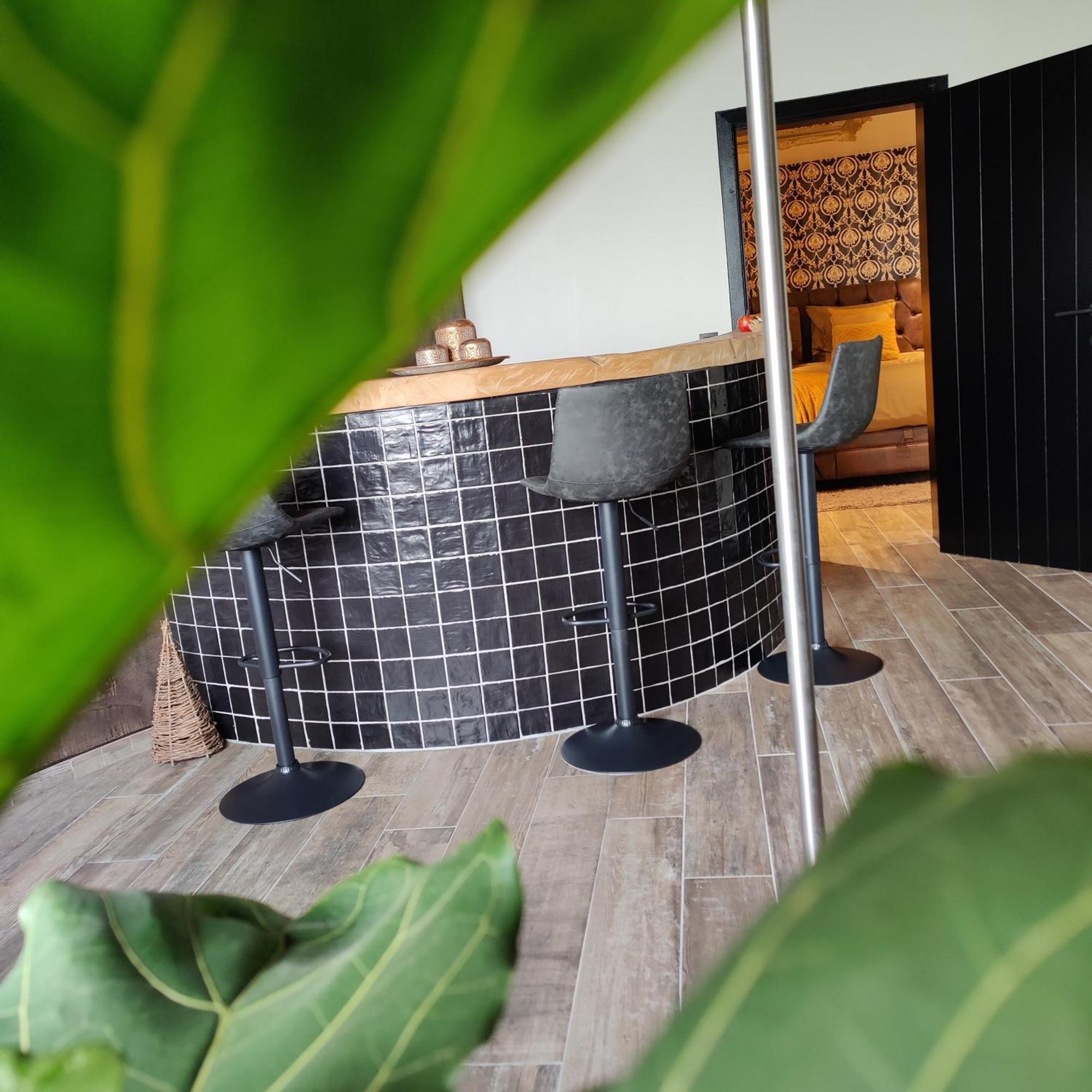 イフテゲム Chambre D'Eau Bed & Breakfast エクステリア 写真